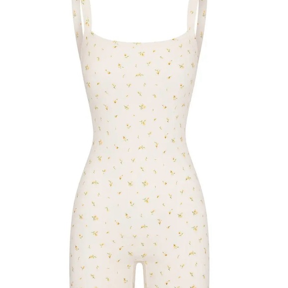 Skims Women's Cotton Rib Low Back Onesie - Marigold Rosebud Print - Picture 3 of 8